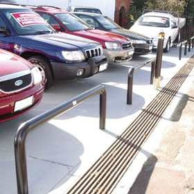 Heavy-Duty Galvanised U-bars Safety Barriers